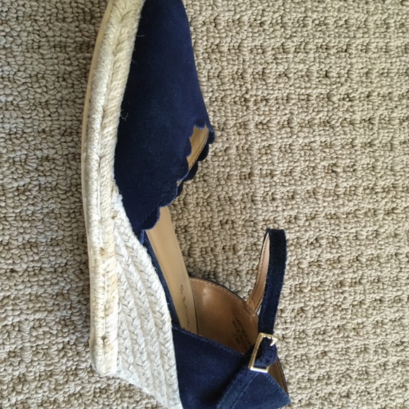 Talbots size 7.5 blue suede wedges with jute heel - Picture 2 of 6